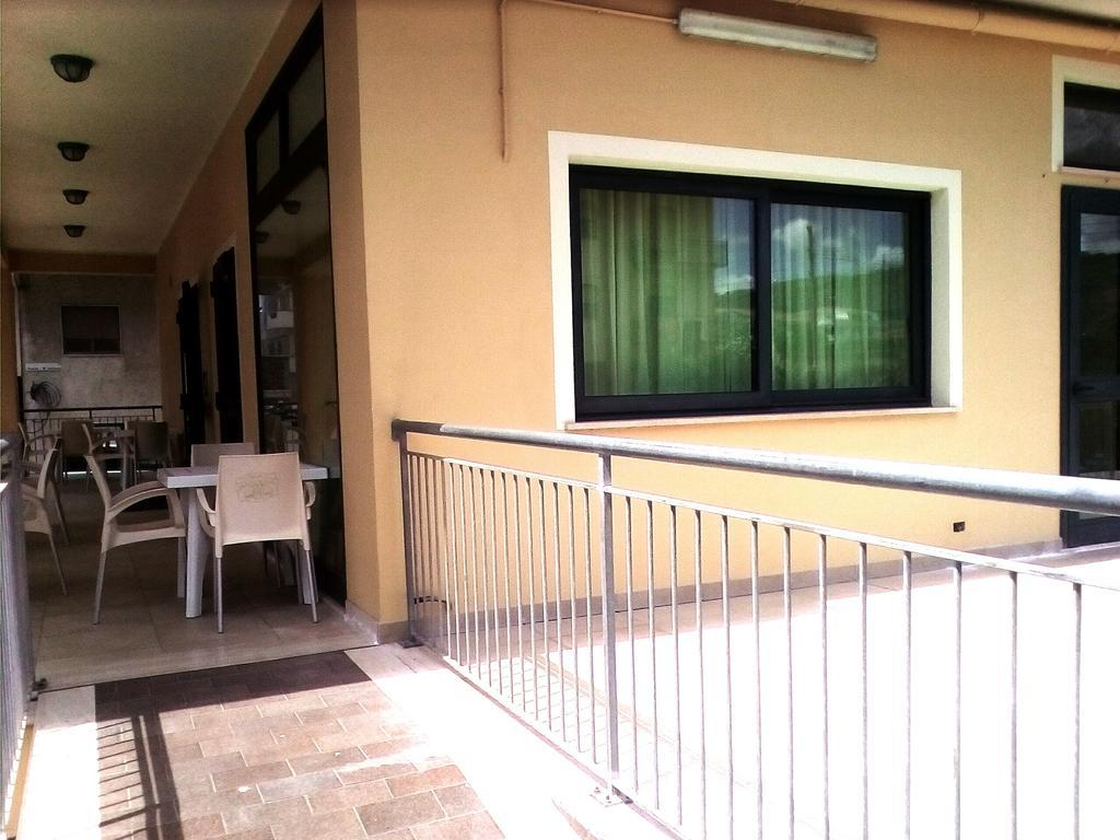 Pino Hotel Джиццерия Экстерьер фото