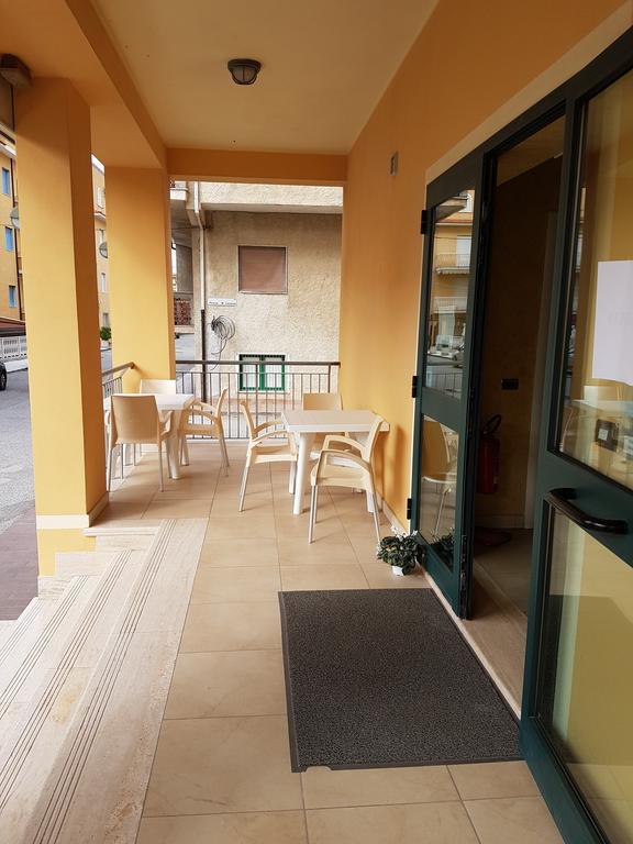 Pino Hotel Джиццерия Экстерьер фото