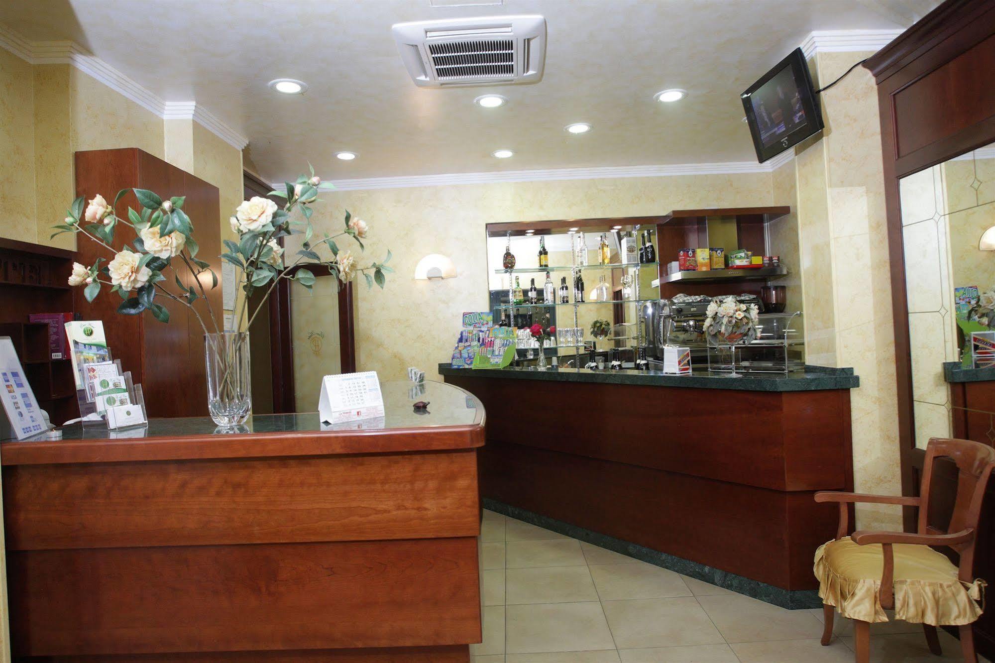 Pino Hotel Джиццерия Экстерьер фото